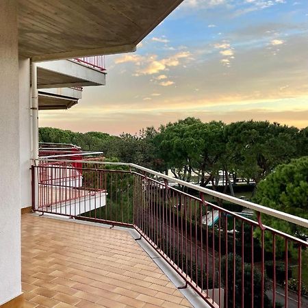 Residence Cristallo 4H Lignano Sabbiadoro Eksteriør billede