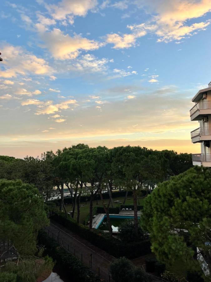 Residence Cristallo 4H Lignano Sabbiadoro Eksteriør billede