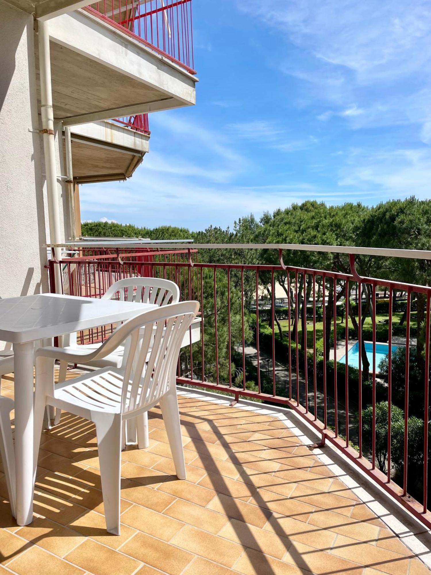 Residence Cristallo 4H Lignano Sabbiadoro Eksteriør billede